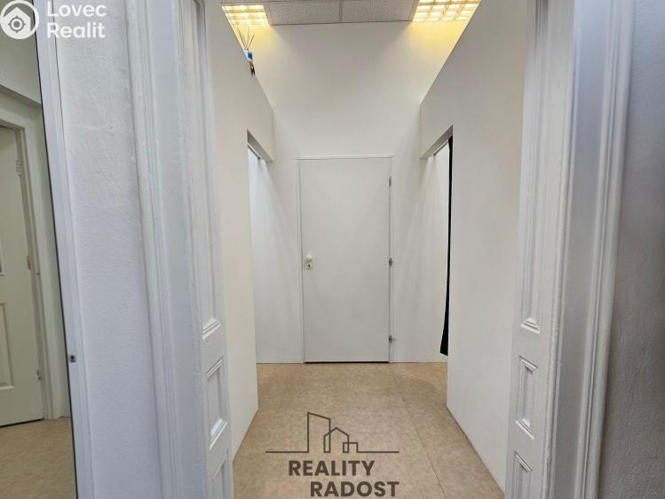 Pronájem obchodního prostoru Hodonín, Štefánikova č. 9