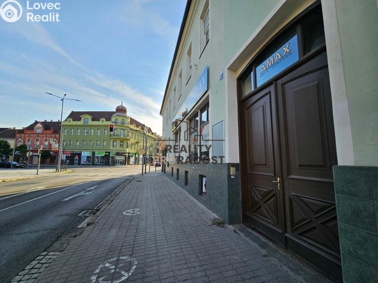 Pronájem obchodního prostoru Hodonín, Štefánikova č. 2