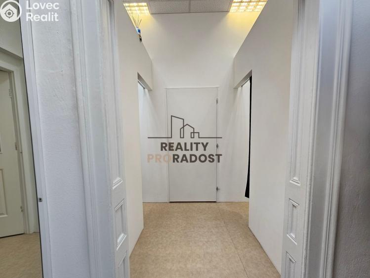 Pronájem obchodního prostoru Hodonín, Štefánikova č. 8