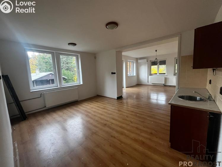 Prodej chaty Dolní Lomná č. 21