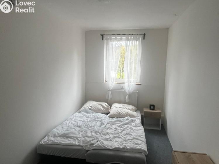 Prodej chaty Dolní Lomná č. 32