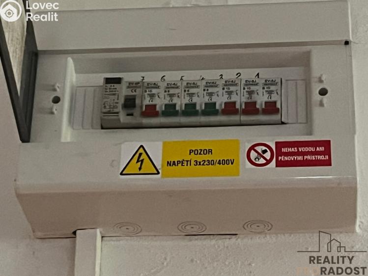 Prodej chaty Dolní Lomná č. 35