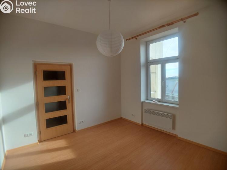 Pronájem bytu 1+1 Tábor, 9. května č. 3