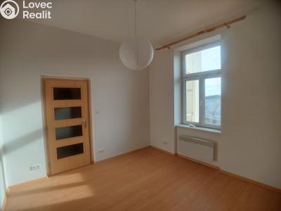 Pronájem bytu 1+1 Tábor, 9. května č. 3