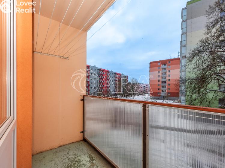 Prodej bytu 3+1 Hostinné, Sídliště 692 č. 8