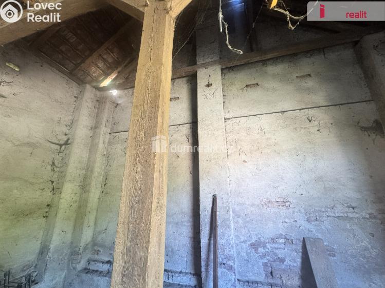 Prodej skladového prostoru Pnětluky č. 8