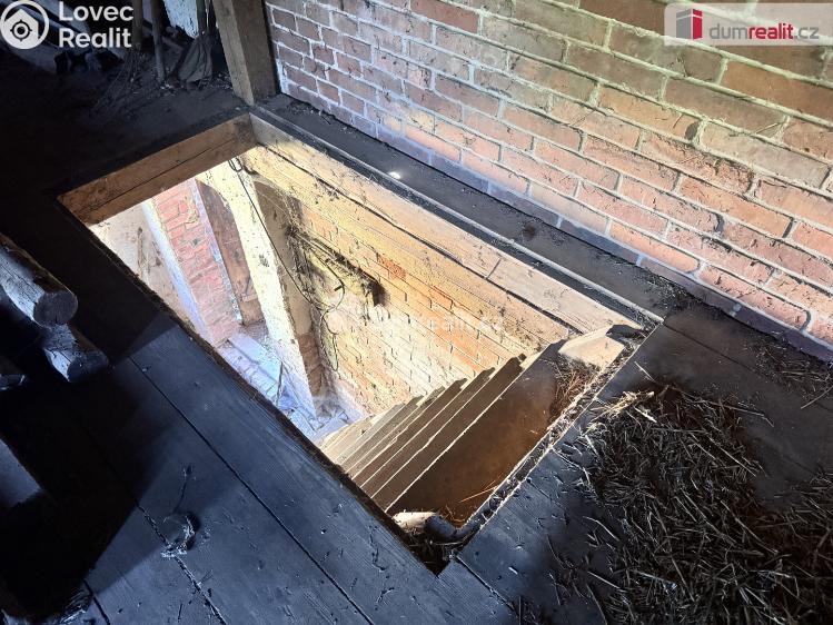 Prodej skladového prostoru Pnětluky č. 18