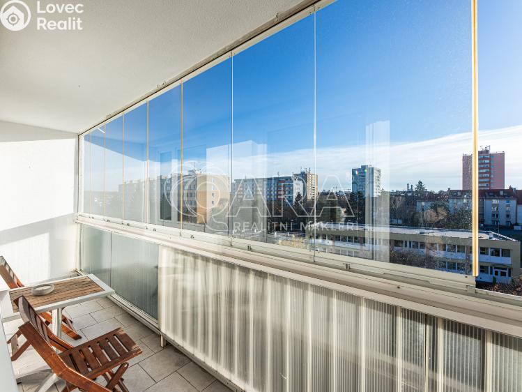 Rent apartment 2+KK Praha, Rubensova 2178/6 č. 1