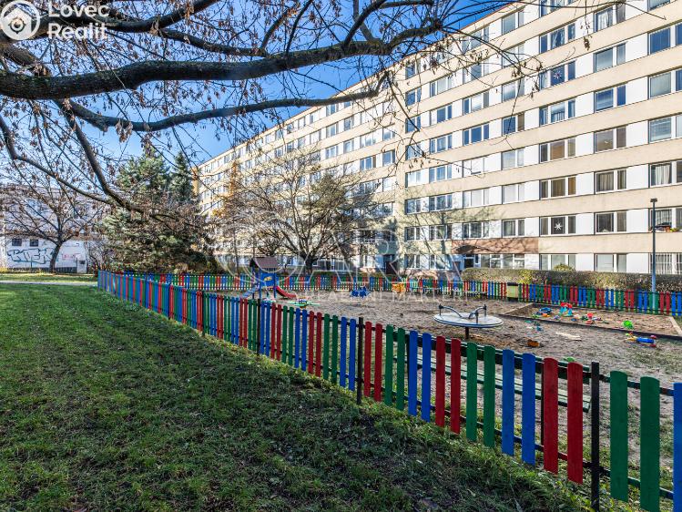 Rent apartment 2+KK Praha, Rubensova 2178/6 č. 15