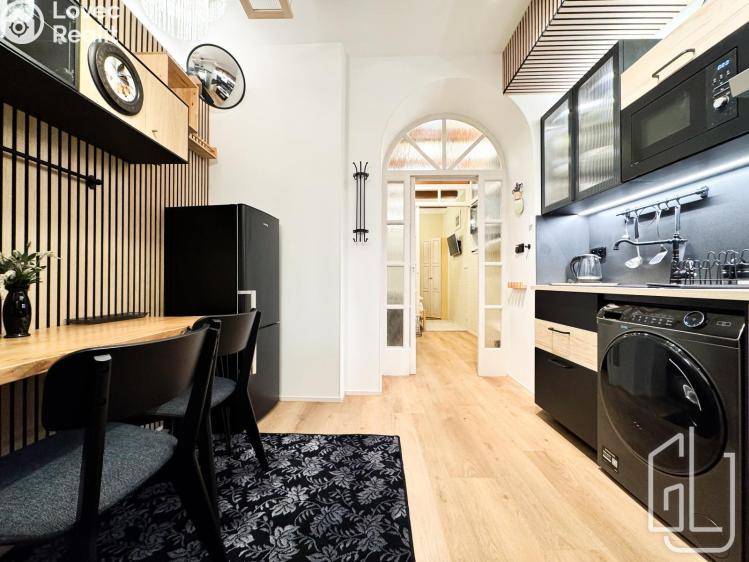 Rent apartment 2+KK Praha, Sokolovská č. 1