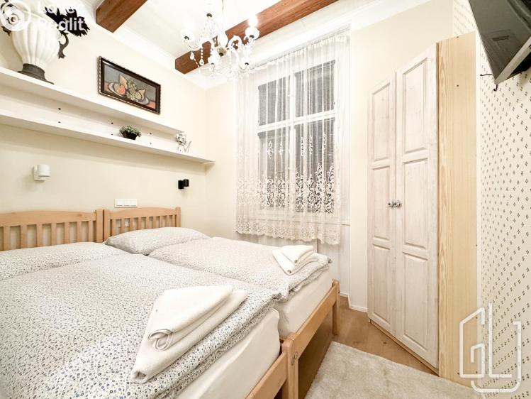 Rent apartment 2+KK Praha, Sokolovská č. 6