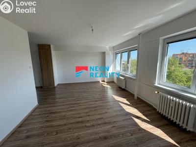 Pronájem bytu 2+1 Ostrava, Vršovců č. 2