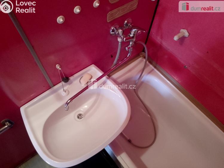 Pronájem bytu 2+1 Karlovy Vary, Přátelství č. 19