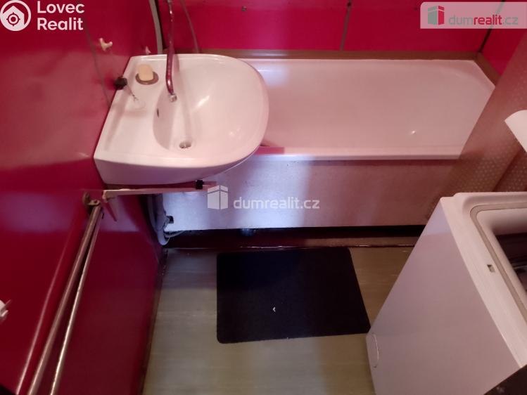 Pronájem bytu 2+1 Karlovy Vary, Přátelství č. 21