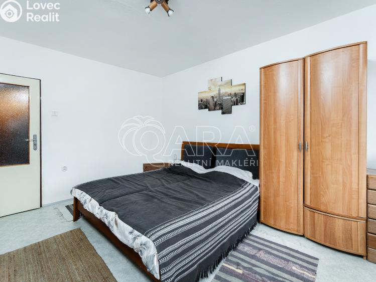 Prodej bytu 3+1 Praha, Nad strouhou 1451/18 č. 10