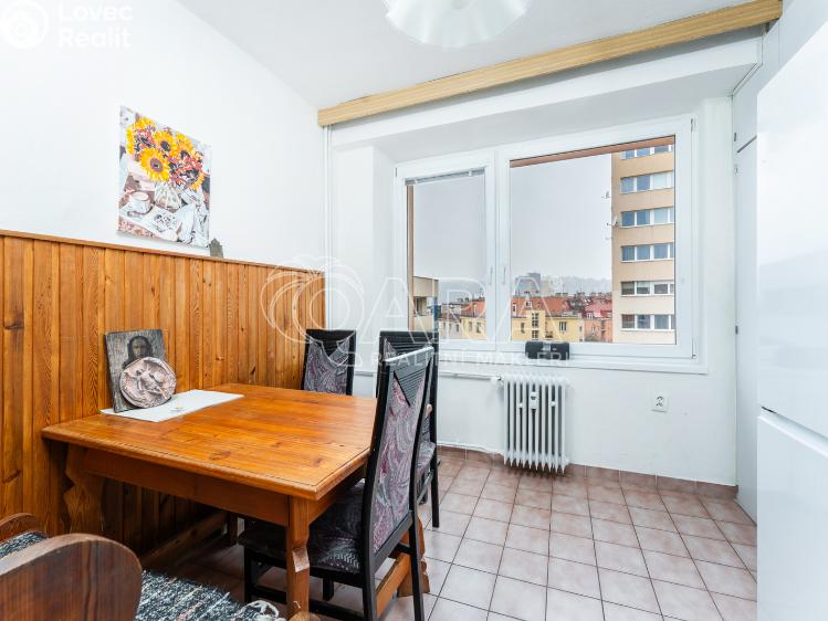 Prodej bytu 3+1 Praha, Nad strouhou 1451/18 č. 11