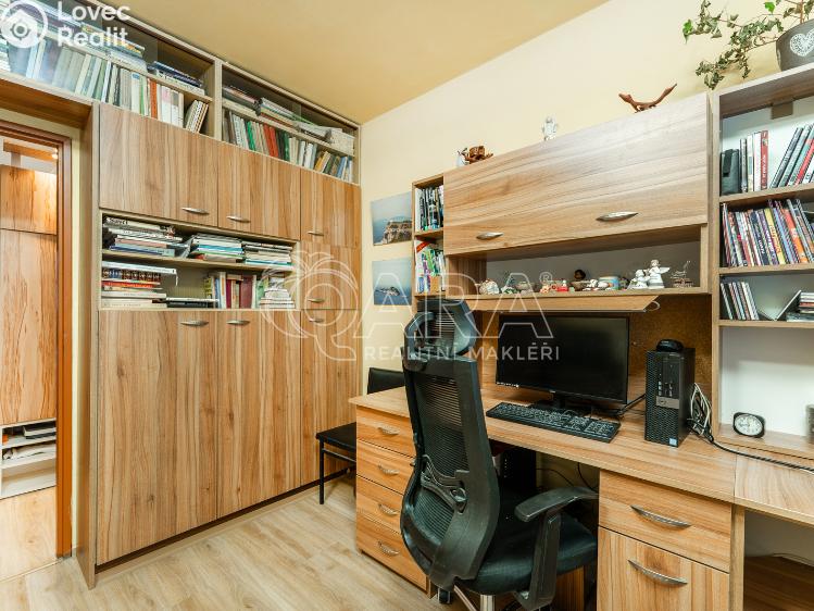 Pronájem bytu 3+1 Praha, Plickova 564/17 č. 13