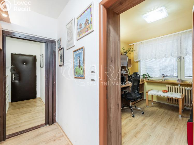 Pronájem bytu 3+1 Praha, Plickova 564/17 č. 22