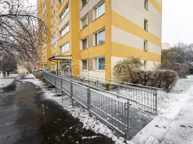 Pronájem bytu 3+1 Praha, Plickova 564/17 č. 23