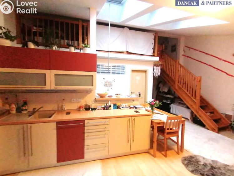 Pronájem bytu 2+KK Nový Jičín, Masarykovo nám. č. 1