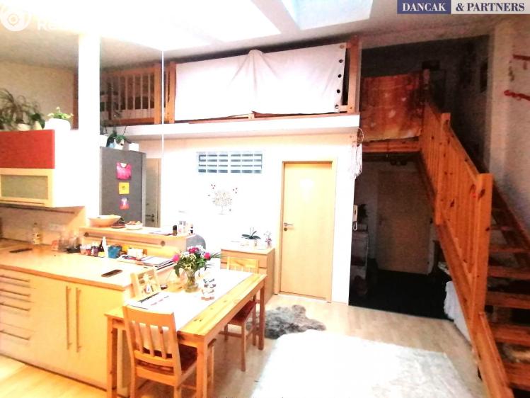 Pronájem bytu 2+KK Nový Jičín, Masarykovo nám. č. 2