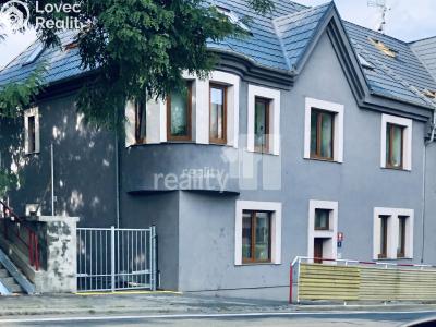 Pronájem bytu 1+KK Praha 9, Českobrodská č. 6