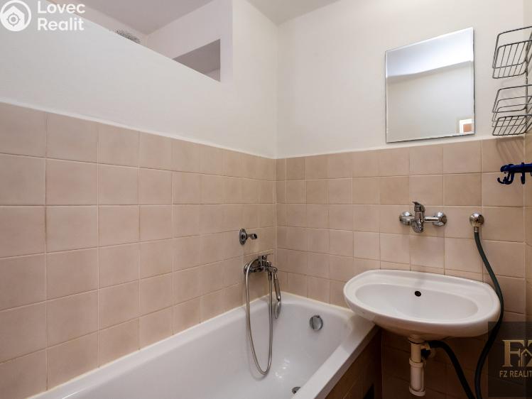 Prodej bytu 2+1 České Budějovice, Čéčova 668/8 č. 22