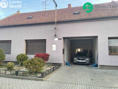 Prodej rodinného domu Velké Bílovice, Čejkovská č. 1