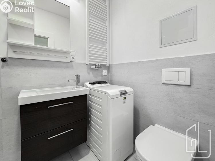 Pronájem bytu 2+KK Praha, Kaizlovy sady č. 8