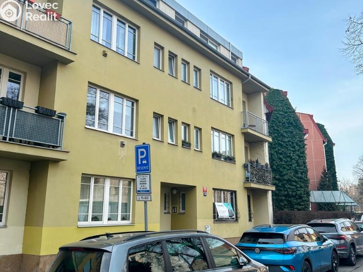 Prodej bytu 2+KK Praha, U kněžské louky 2142/22 č. 20