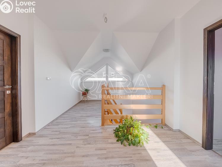 Продаж сімейного будинку Nová Ves pod Pleší, Světlá 461 č. 14