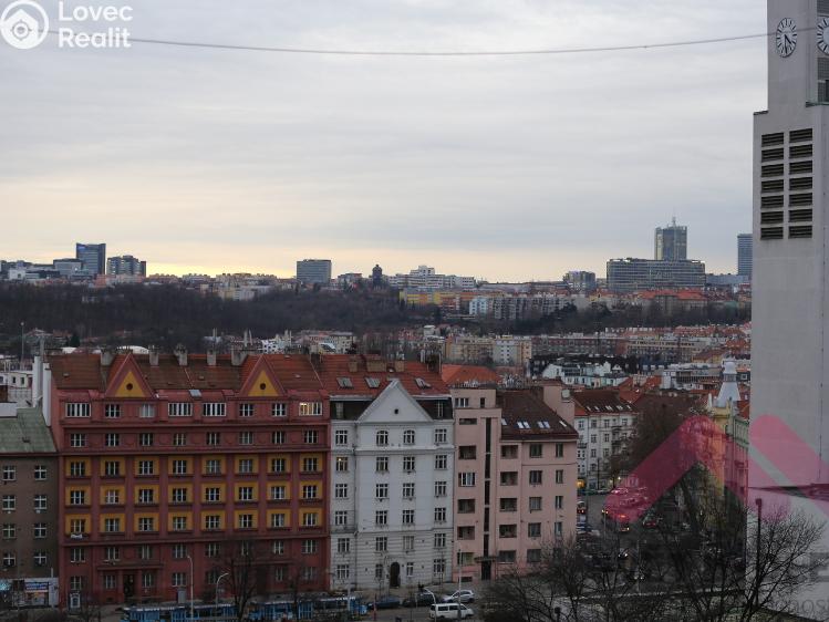 Pronájem bytu 2+1 Praha, Tolstého 1010/2 č. 12