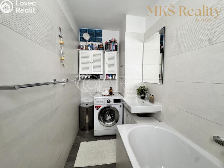 Sale apartment 4+KK Praha, V Štíhlách č. 8