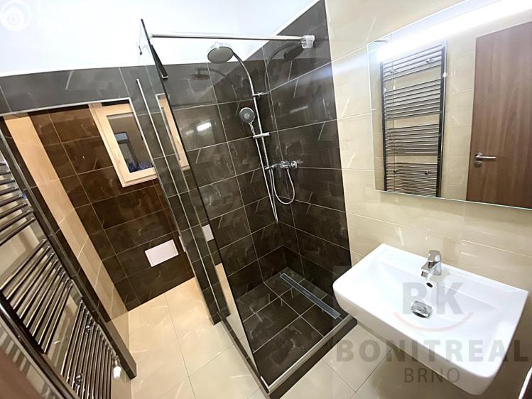 Pronájem bytu 1+1 Brno, Olomoucká 699/162 č. 12