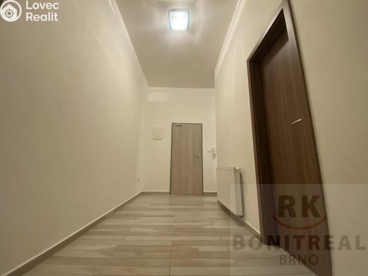 Pronájem bytu 1+1 Brno, Olomoucká 699/162 č. 11