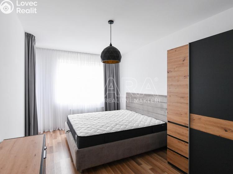 Rent apartment 2+KK Praha, Karla Guta 1673/5 č. 19