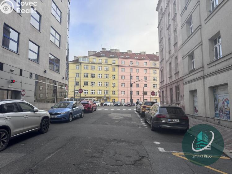 Pronájem obchodního prostoru Praha, Na žertvách č. 10