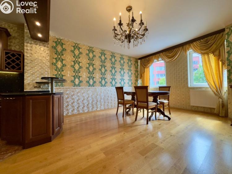 Prodej bytu 3+KK Praha, Choceradská č. 10