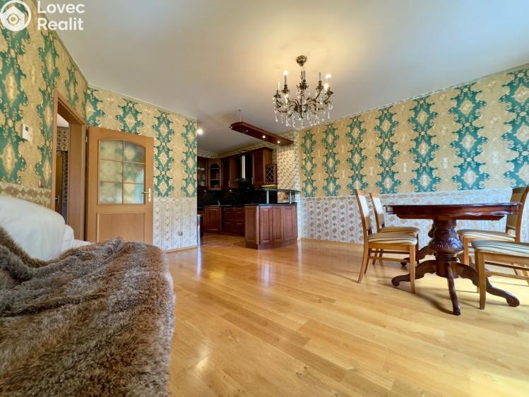 Prodej bytu 3+KK Praha, Choceradská č. 12