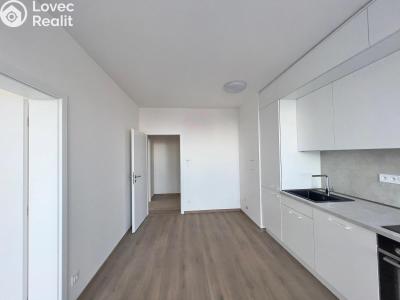 Pronájem bytu 3+KK Praha, Počernická č. 2