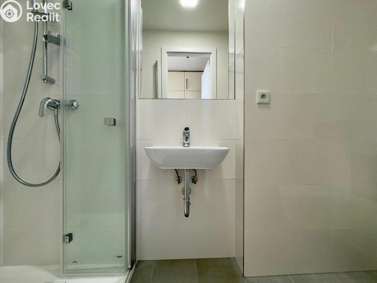 Rent apartment 1+KK Praha, Počernická č. 4