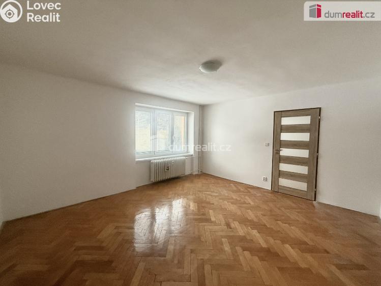 Pronájem bytu 2+1 Dubí, Ruská č. 3