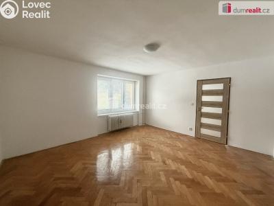 Pronájem bytu 2+1 Dubí, Ruská č. 3