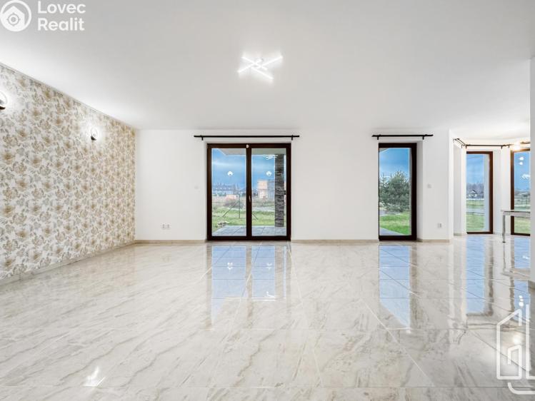 Prodej rodinného domu Trnová č. 4