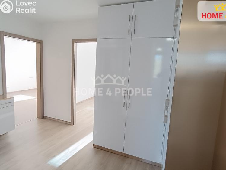 Pronájem bytu 2+1 Moravský Krumlov, Sídliště č. 4