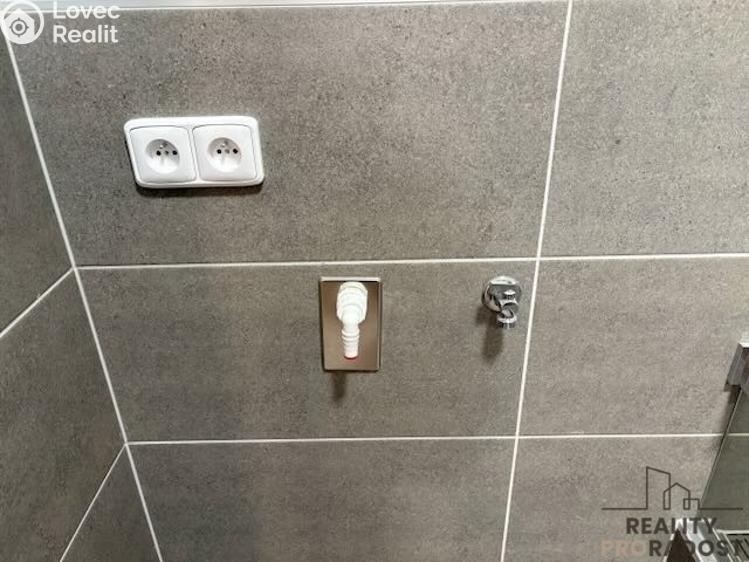 Pronájem bytu 3+KK Praha, Čakovická č. 15