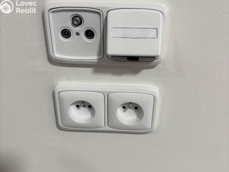 Pronájem bytu 3+KK Praha, Čakovická č. 21