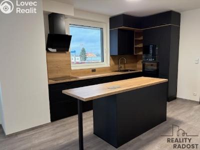 Pronájem bytu 3+KK Praha, Čakovická č. 1