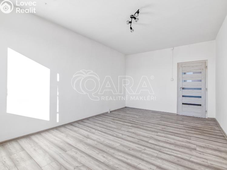 Rent apartment 3+1 Frýdek-Místek, Beethovenova 1849 č. 6