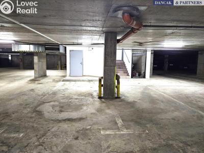 Pronájem garážového stání Frýdek-Místek, Slezská č. 1